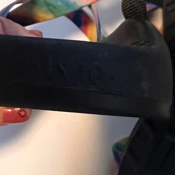 Like new Chacos, women’s 10 multi color - Picture 2 of 6